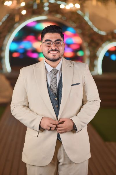 Ali M.